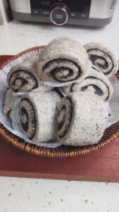 Black Sesame Mantou Rolls3