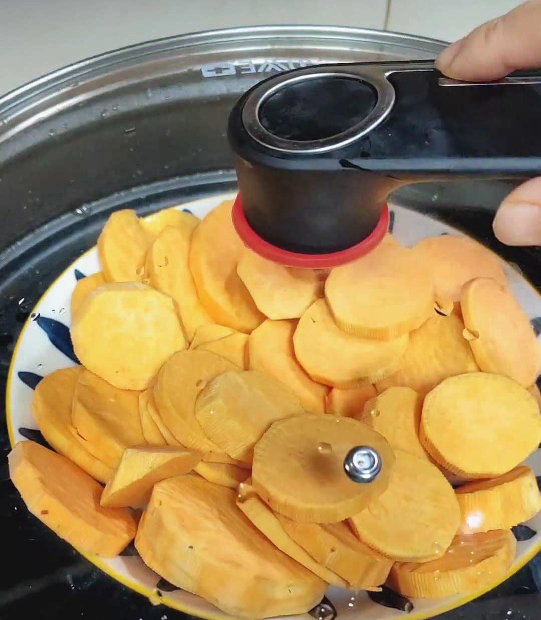 Place the sweet potato slices in a steamer