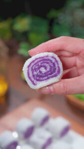 purple sweet potato mochi