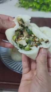 Mushroom and Vegetable Steamed Buns1