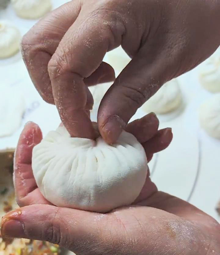 Use your fingers to tidy up the closure