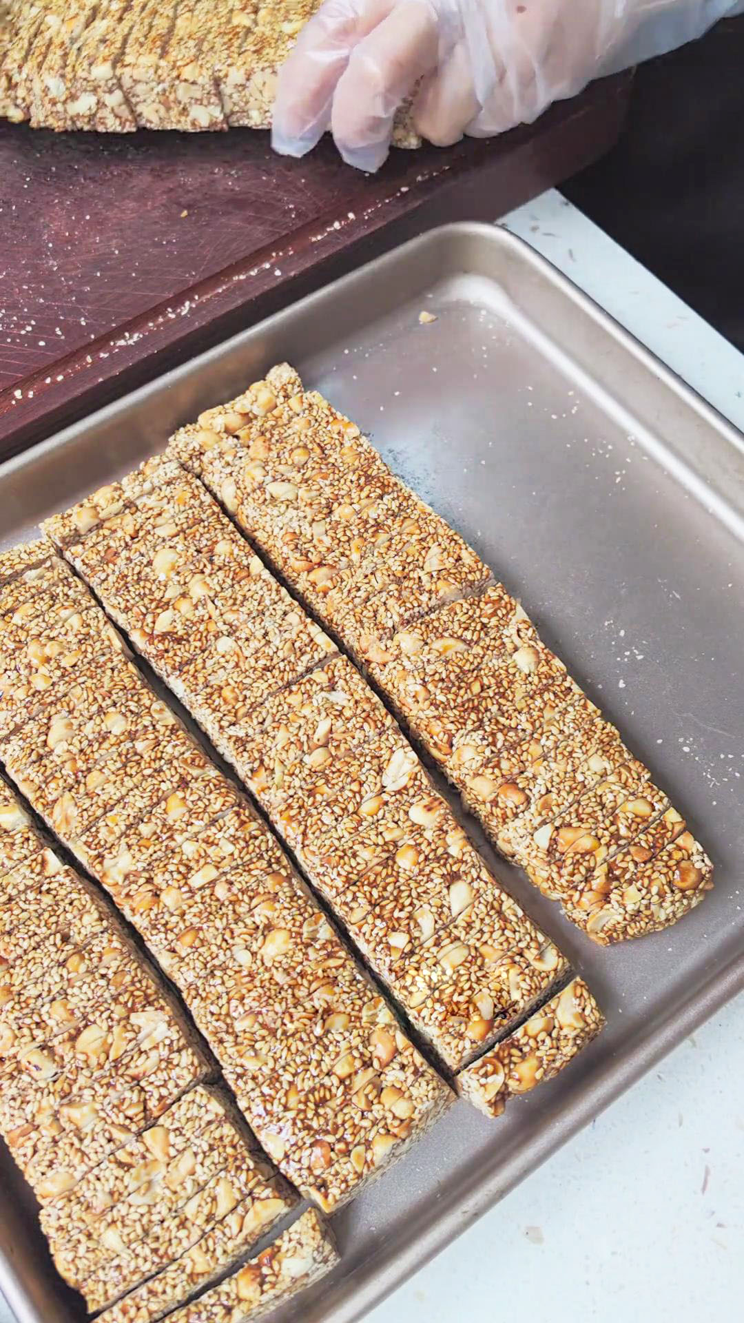 sesame peanut brittle