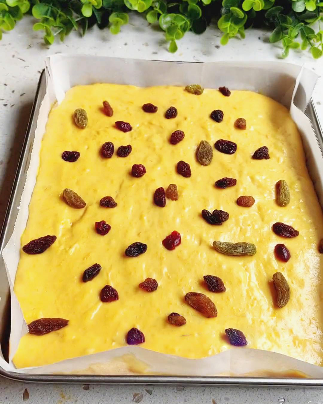 Sprinkle your choice of dried fruits Sprinkle your choice of dried fruits