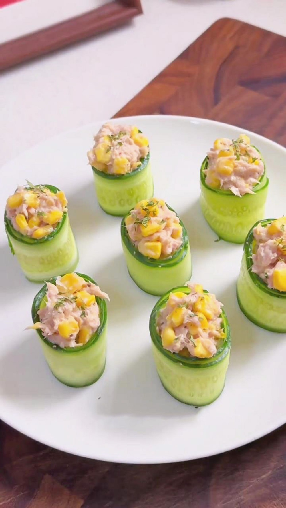 Cucumber Sushi Roll (3)