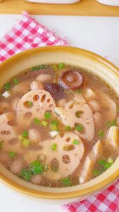 Lotus Root Soup with Peanuts (1)