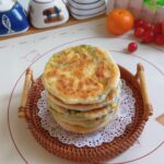 Pan Fried Chive Buns (1)