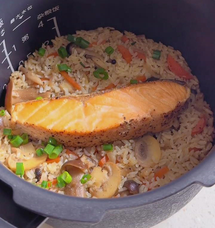 sprinkle 10g chopped green onions