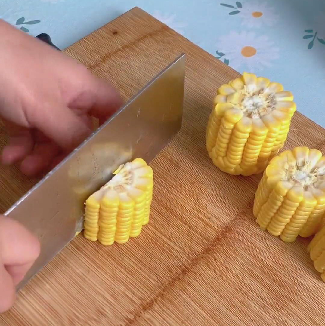 cut the corn cut the corn