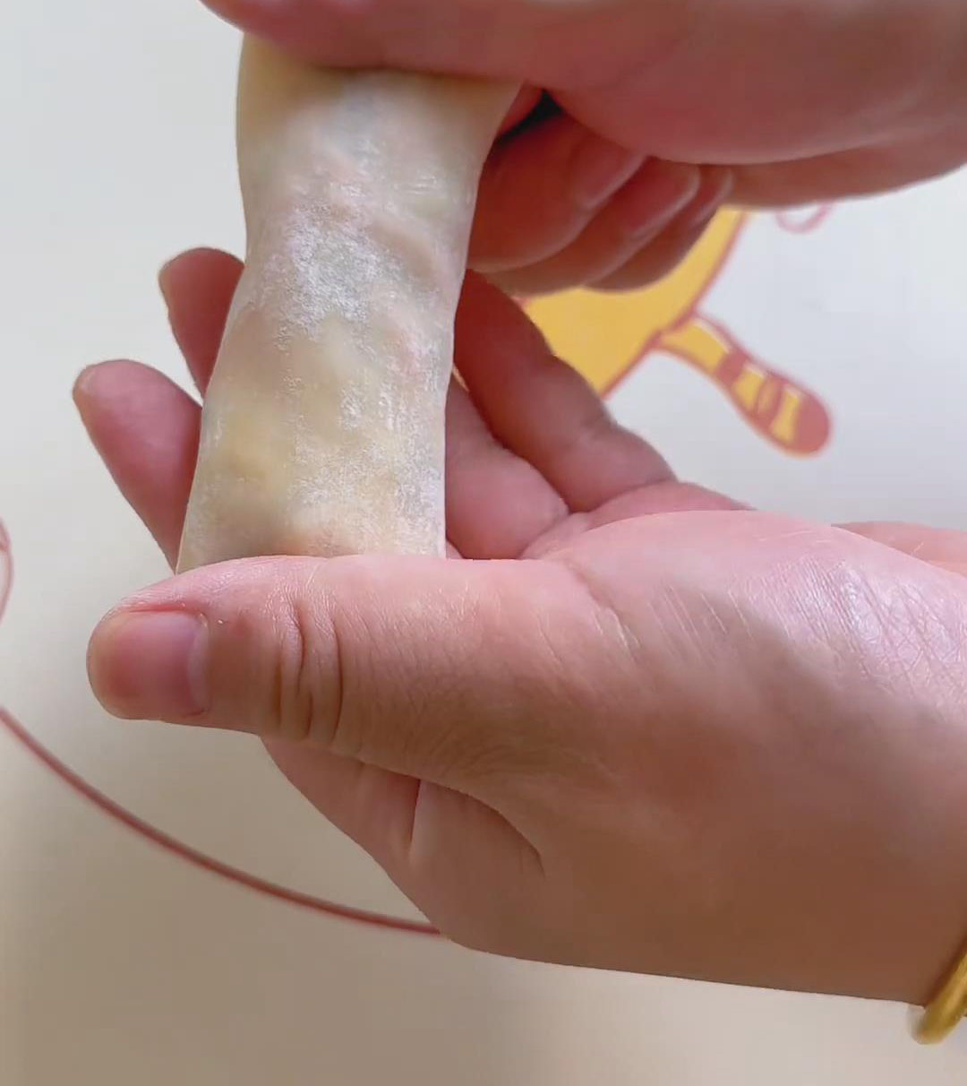 press the edge to seal press the edge to seal