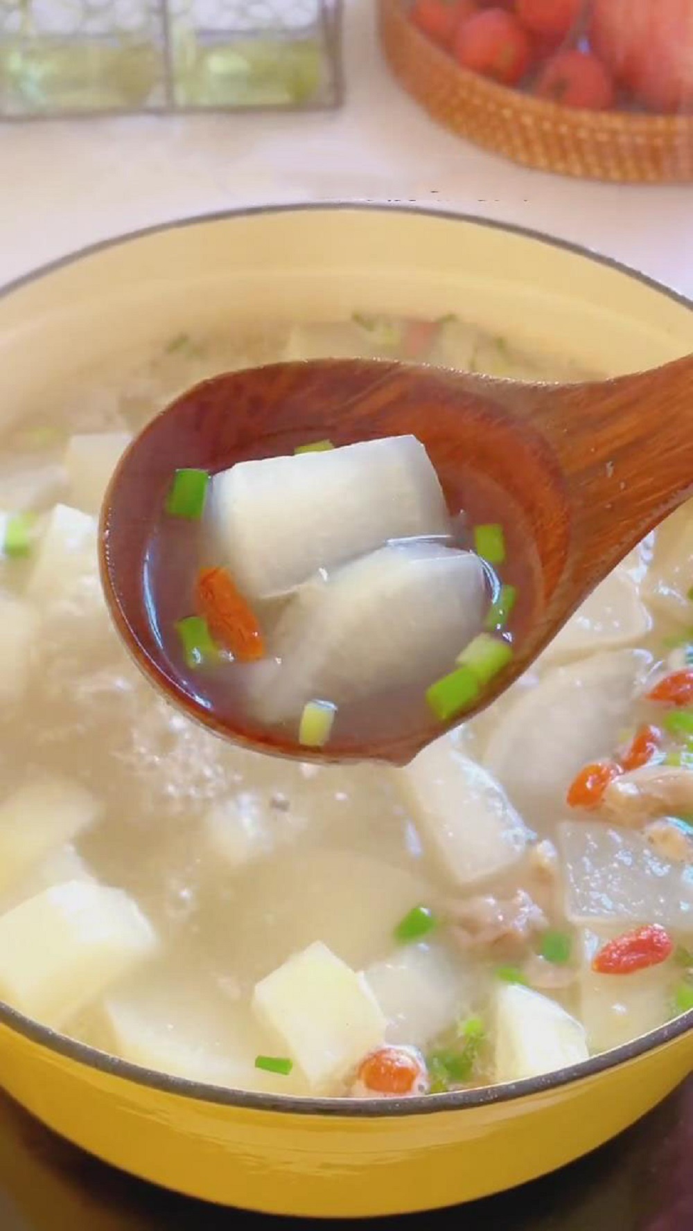 Chinese Daikon Pork Rib Soup (2)