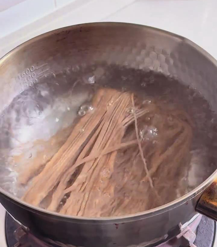 Cook soba noodles Cook soba noodles