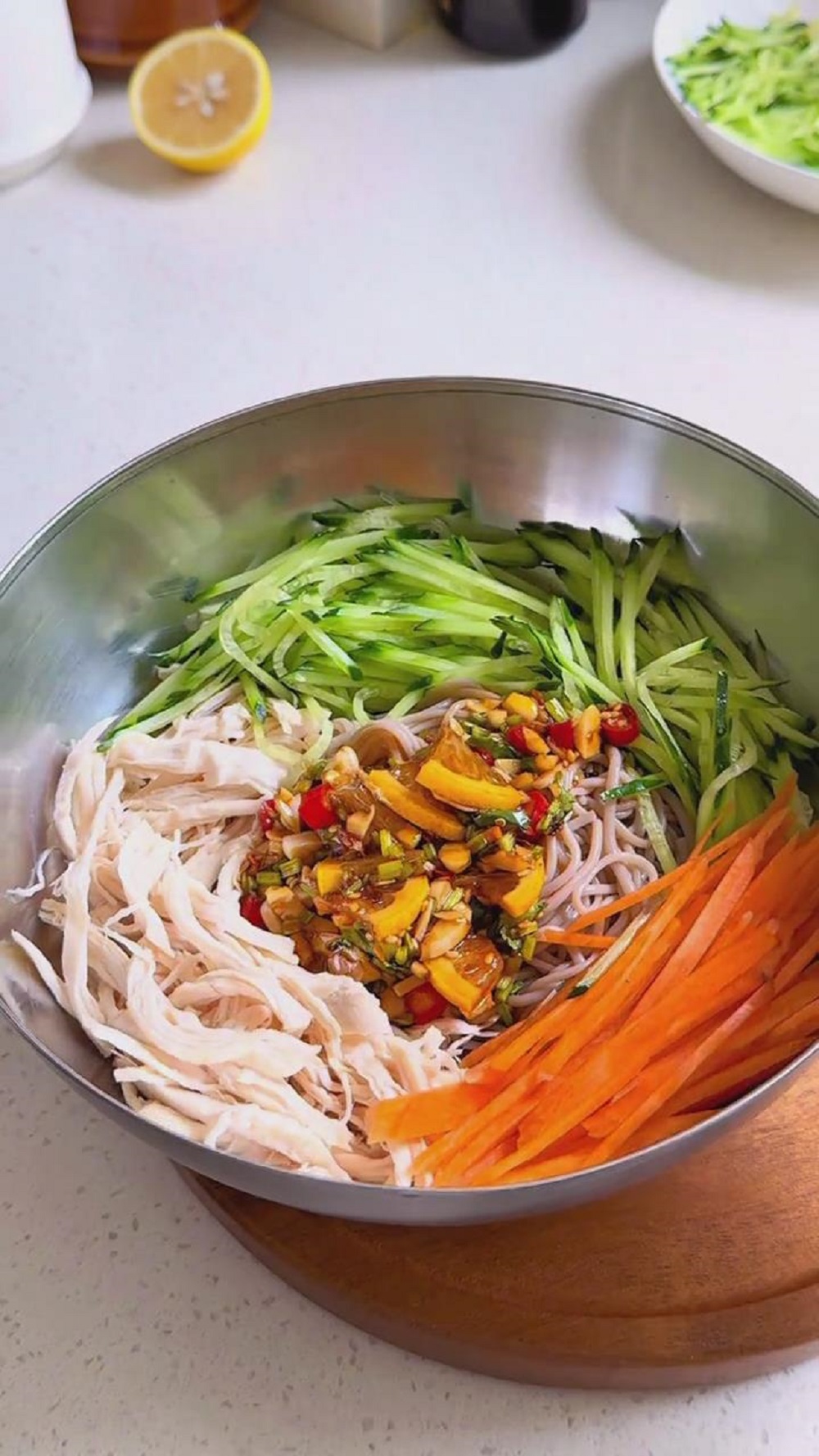 Soba Noodle Salad with chicken (2) Soba Noodle Salad with chicken (2)