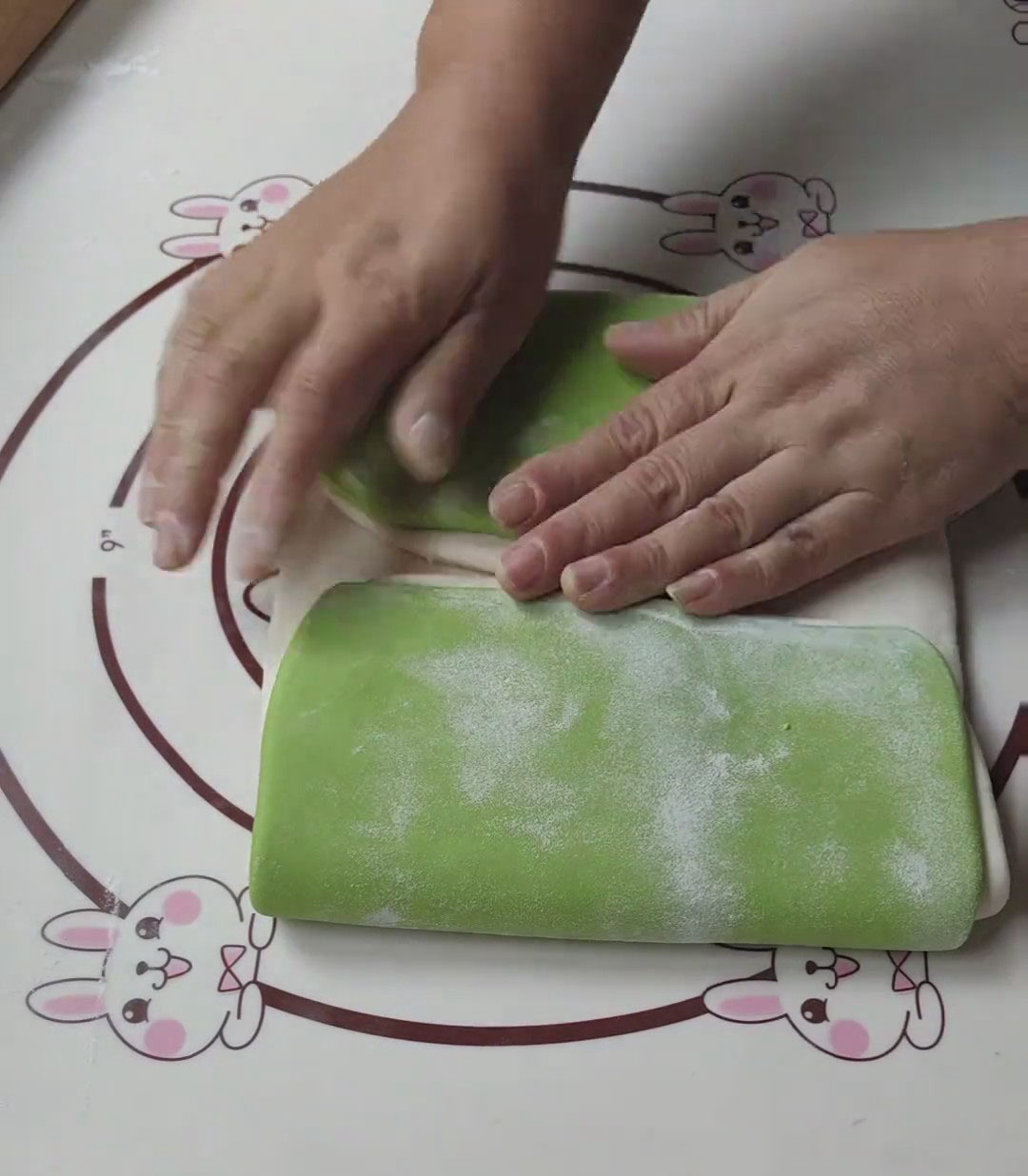 Fold the stacked dough toward the center2 Fold the stacked dough toward the center2