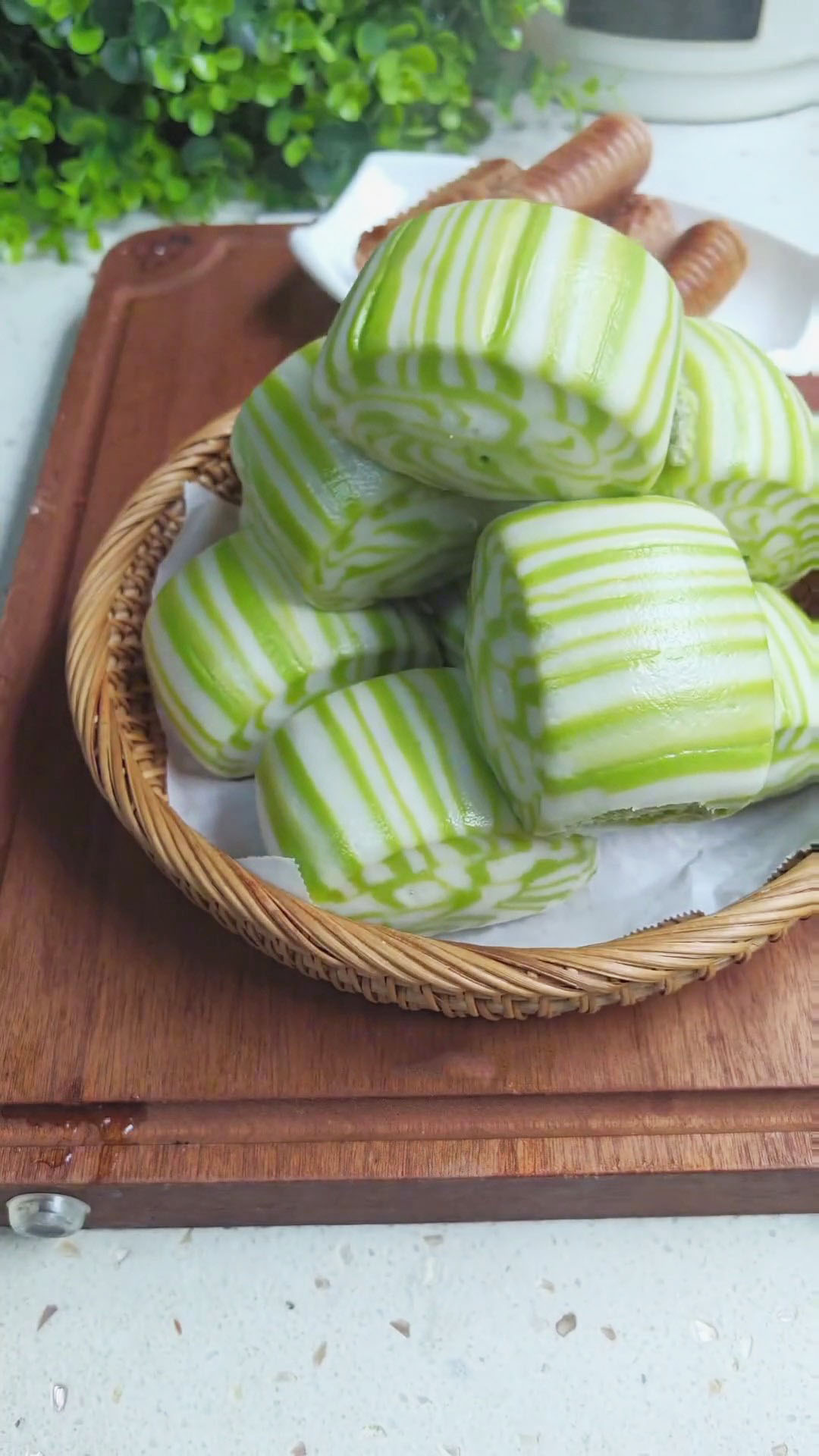 Marble Buns (1) Marble Buns (1)