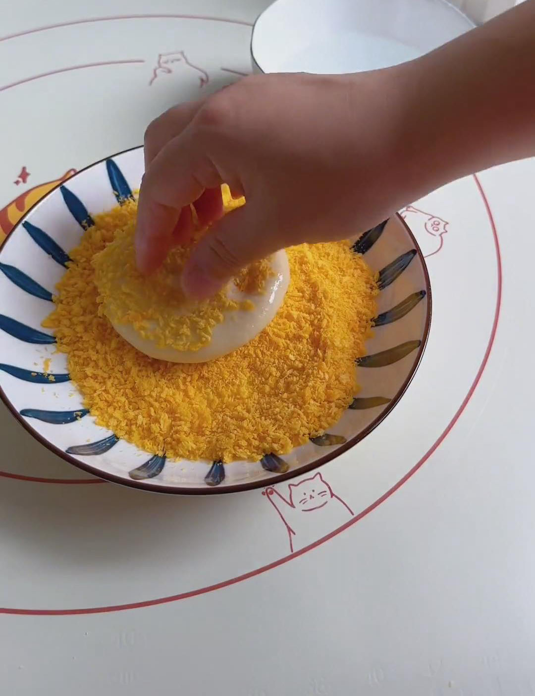 Roll in breadcrumbs Roll in breadcrumbs