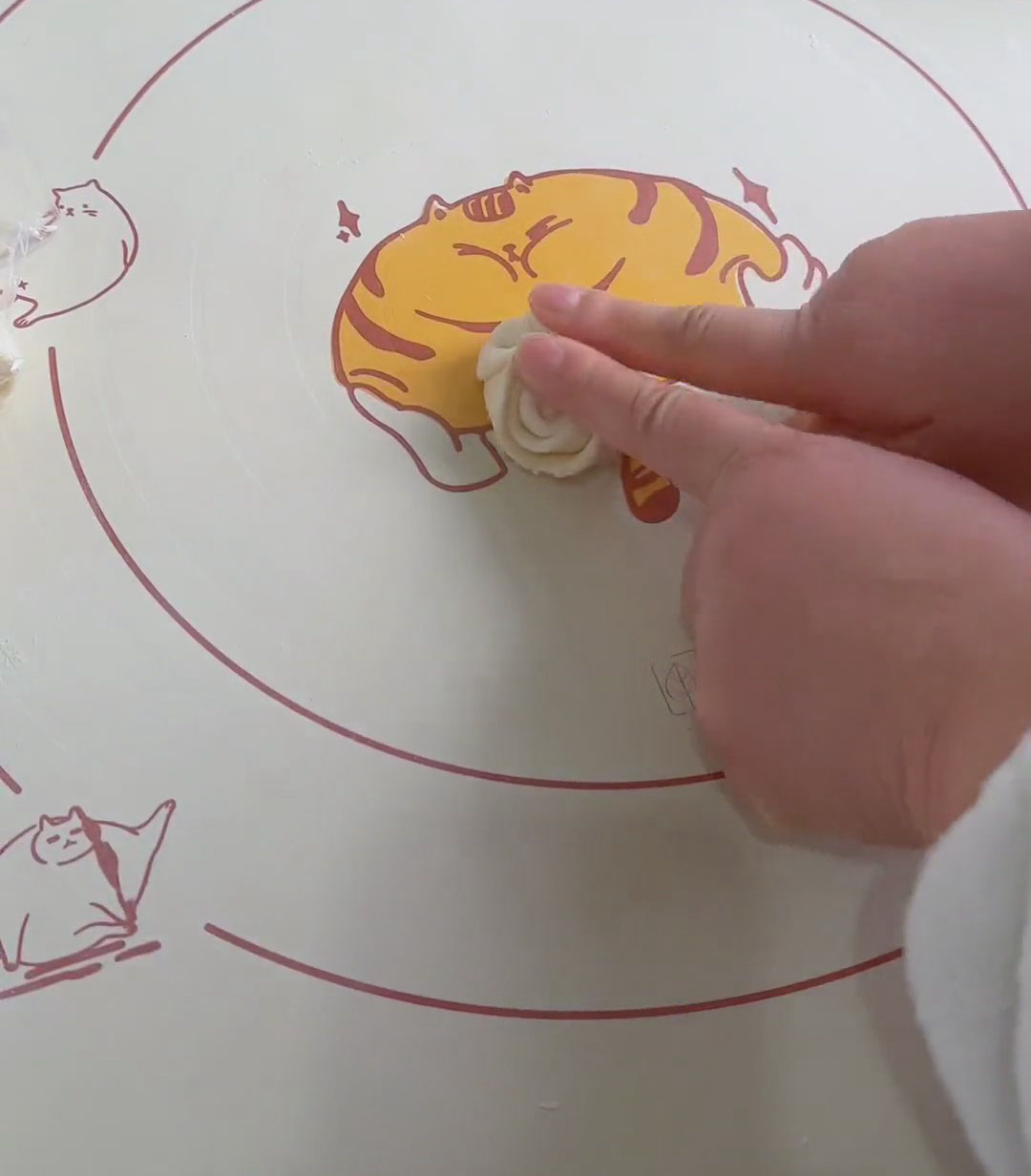 bring both ends toward the middle