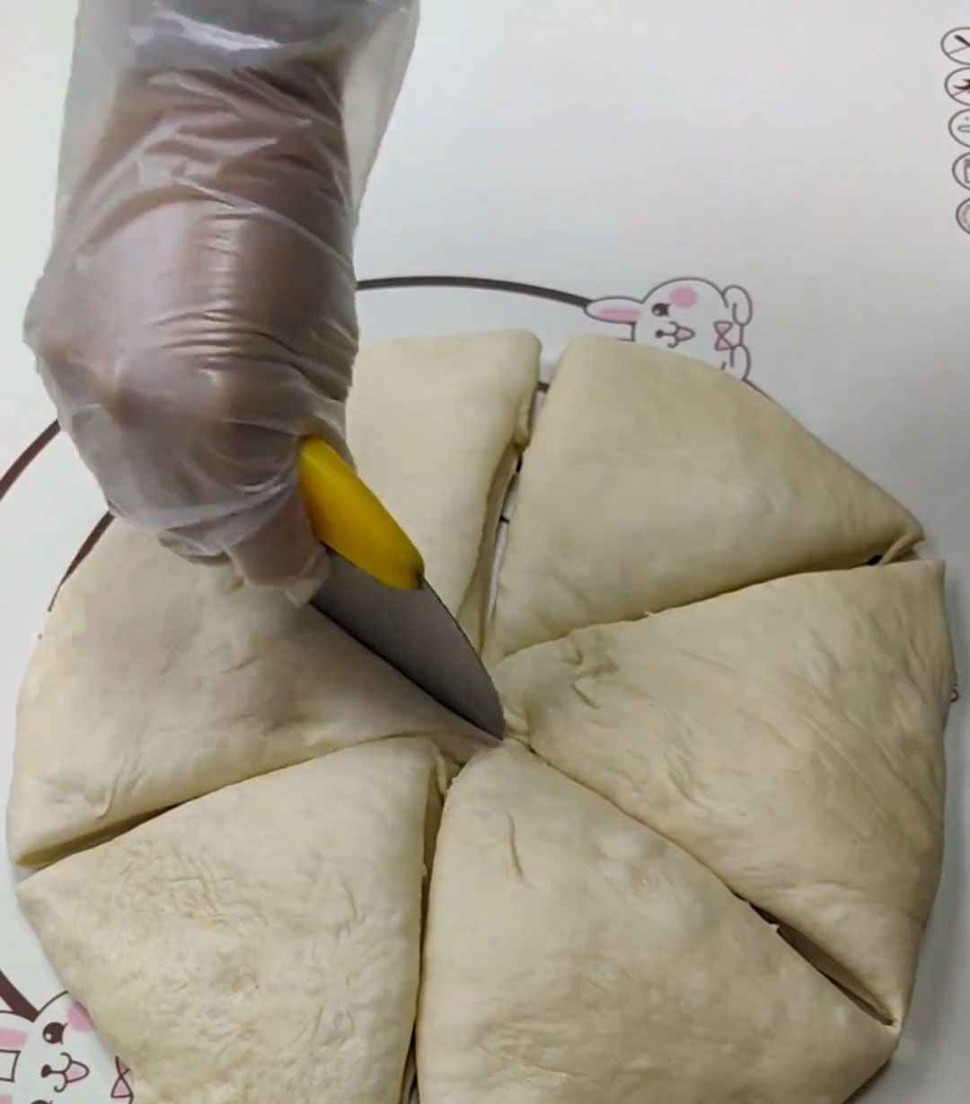 Divide evenly into 6 portions