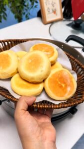 Pan Fried Red Bean Buns (1)