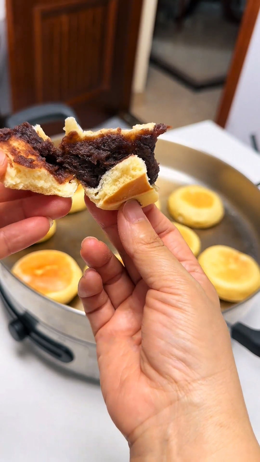 Pan Fried Red Bean Buns (3)