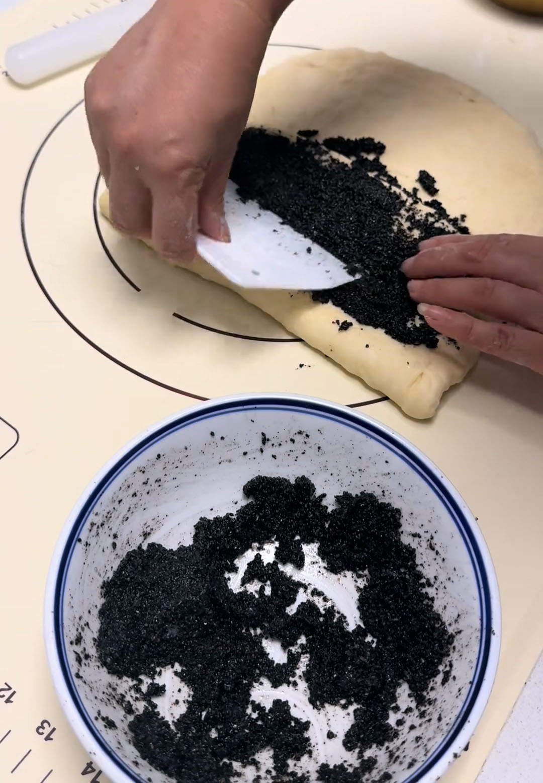 spread another layer of filling