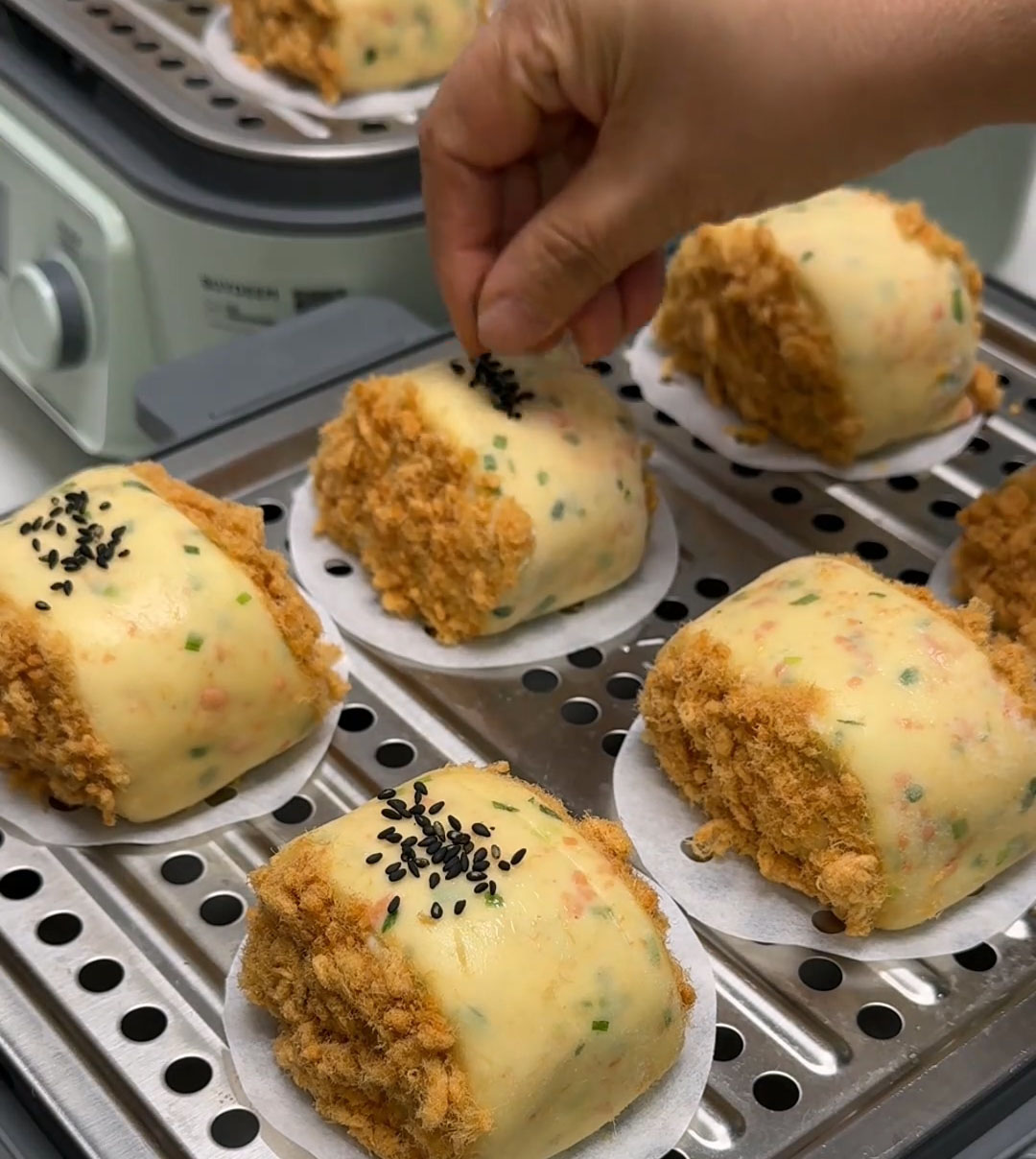 sprinkle with black sesame seeds sprinkle with black sesame seeds